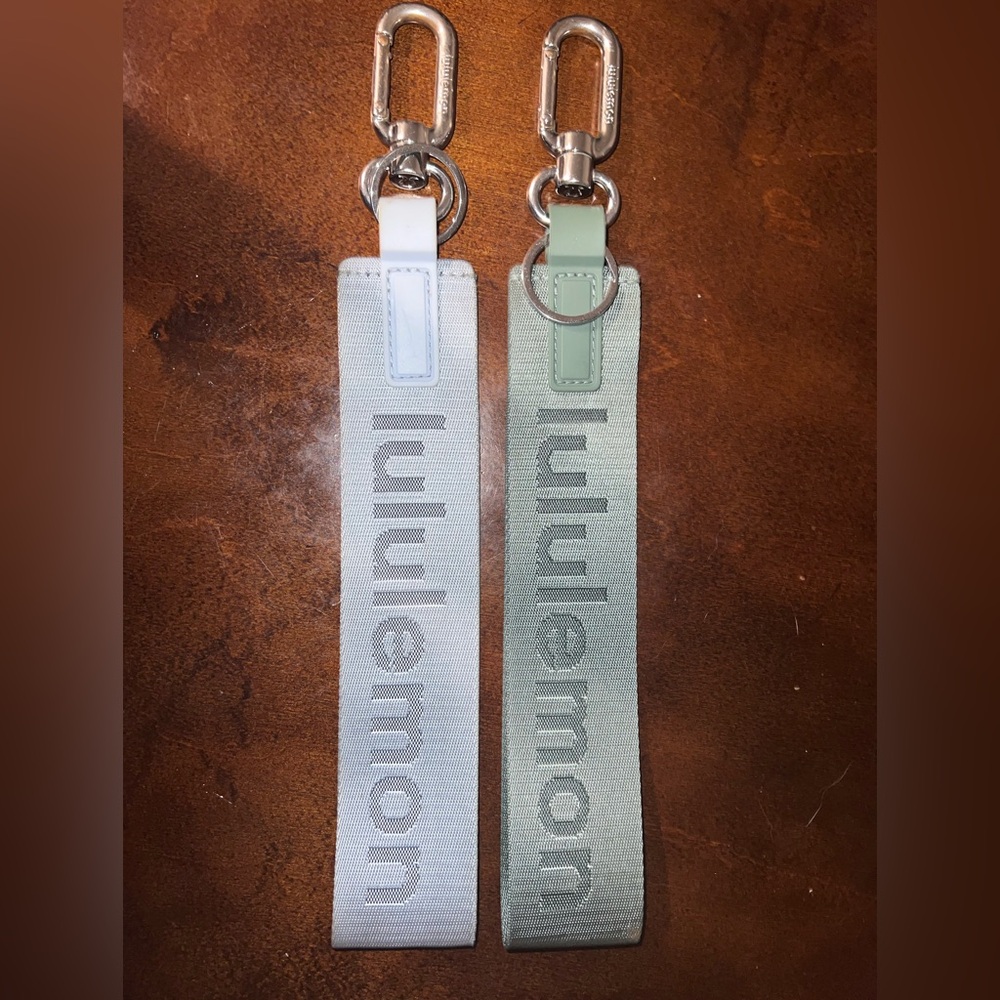 Lululemon Never Lost Keychain Bundle
